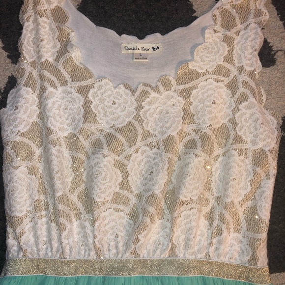 Beautiful gown by Double Zero - Picture 2 of 4